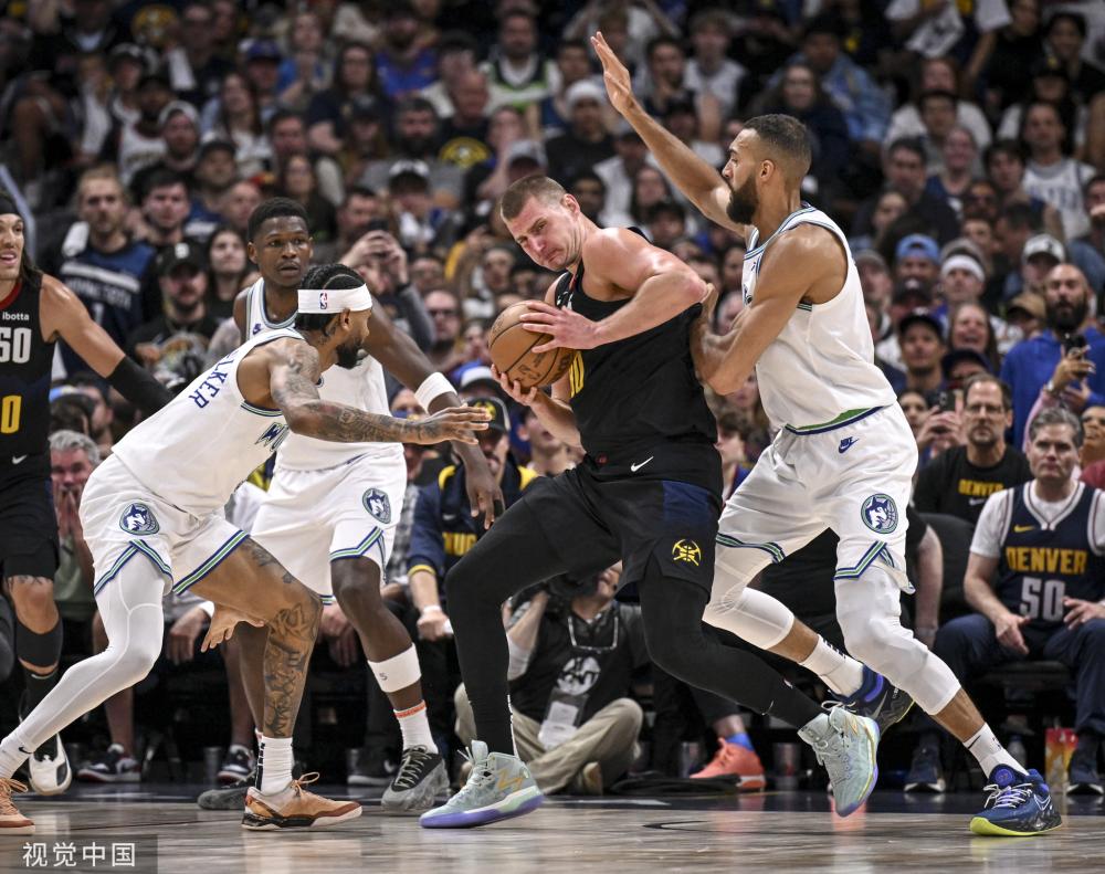 迅速占据了 迅速占据了